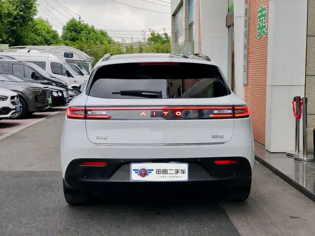 Aito M5 — Фото автомобиля 5