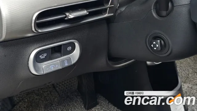 Genesis GV60 — Фото автомобиля 16