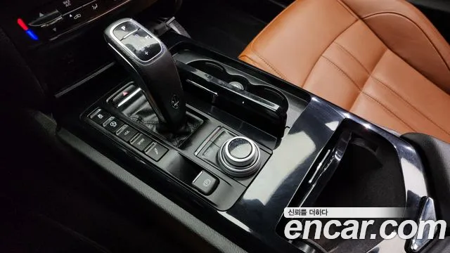 Maserati Ghibli — Фото автомобиля 9
