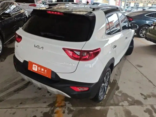 Kia KX1 — Фото автомобиля 3