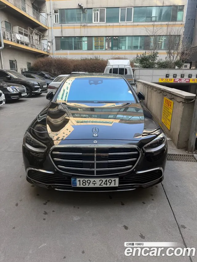 Фотография автомобиля — Mercedes-Benz S-Class W223