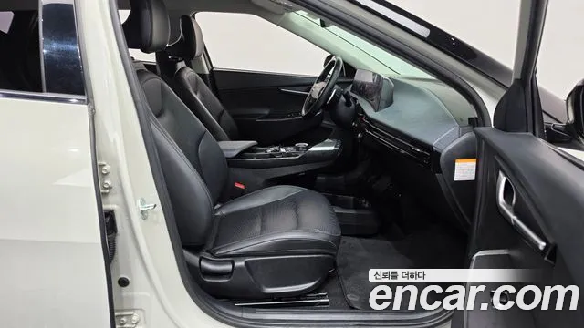 Kia EV6 — Фото автомобиля 16
