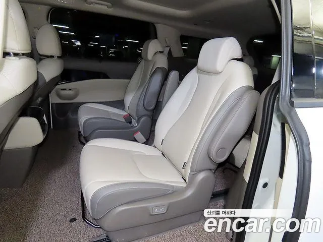 Kia Carnival 4th Gen — Фото автомобиля 7