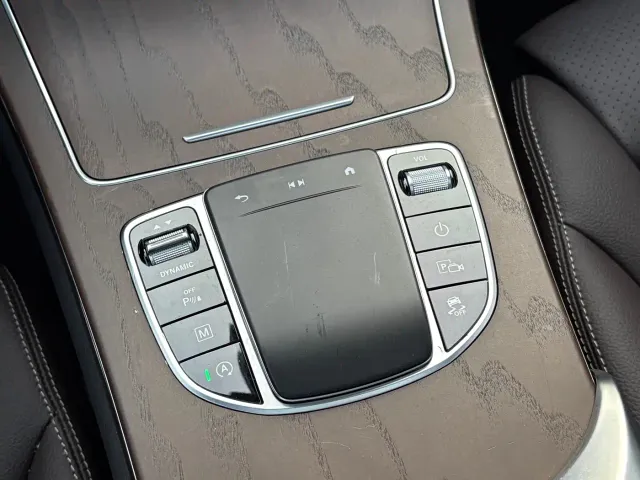 Mercedes-Benz GLC-Class — Фото автомобиля 11