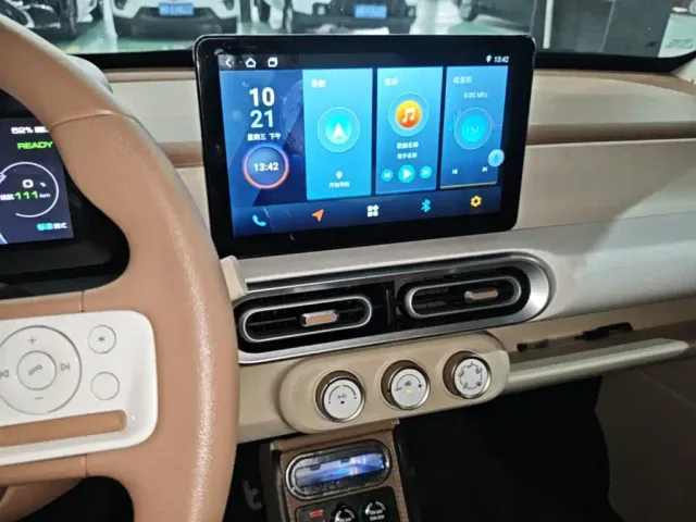 Wuling Hongguang Mini EV — Фото автомобиля 12