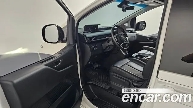 Hyundai Staria — Фото автомобиля 15