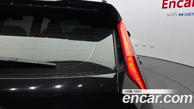 Kia Niro All Niro EV Air — Фото автомобиля 23