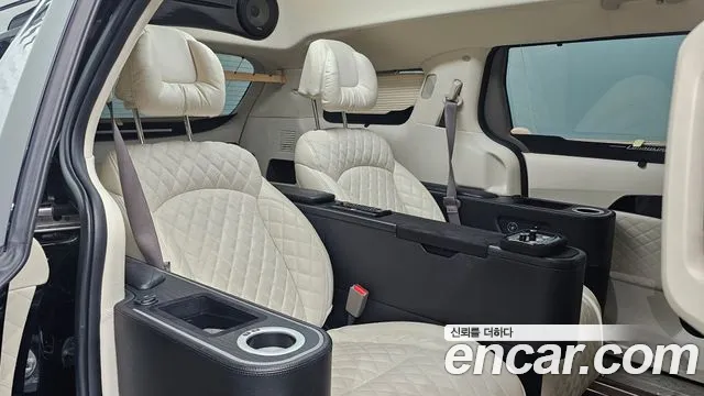 Kia Canival Carnival 4 поколение Бензин 9 мест Hi-Limousine(Спецкузов) — Фото автомобиля 9