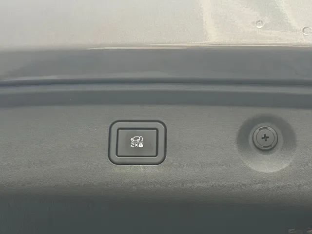Changan CS75 Plus — Фото автомобиля 12