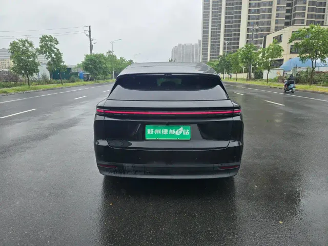 Li Auto i6 — Фото автомобиля 8