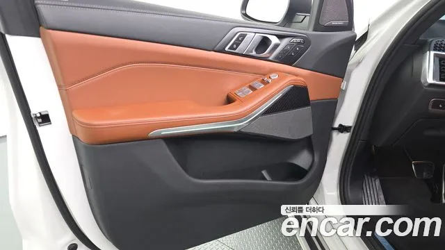 BMW X7 — Фото автомобиля 21