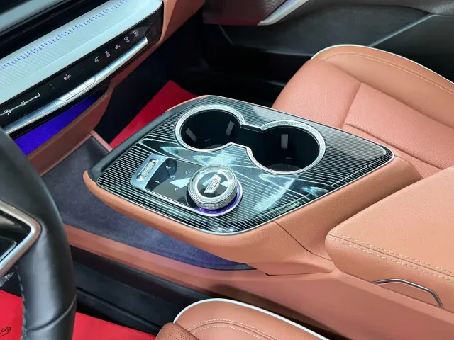 Cadillac Optiq — Фото автомобиля 25