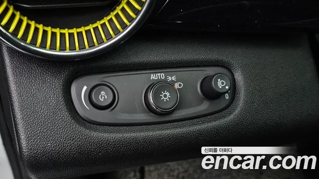ChevroletGMDaewoo Trax Trax Кроссовер — Фото автомобиля 13