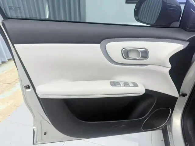 Changan Qiyuan Q05 — Фото автомобиля 8