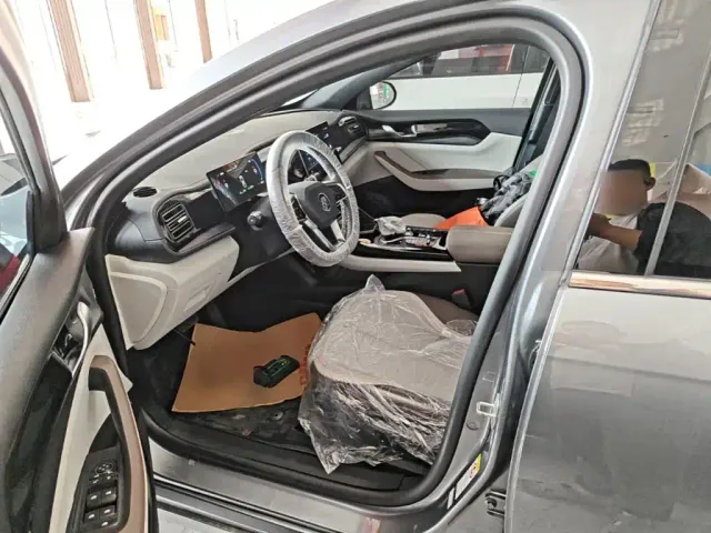 BYD Qin PLUS — Фото автомобиля 14