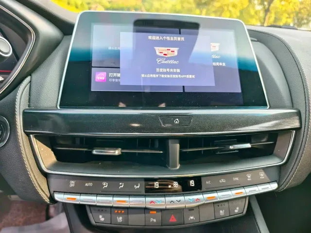 Cadillac CT5 — Фото автомобиля 13