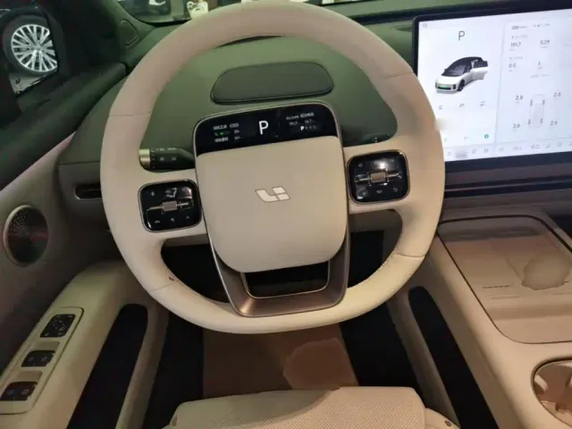 Li Auto i6 — Фото автомобиля 10