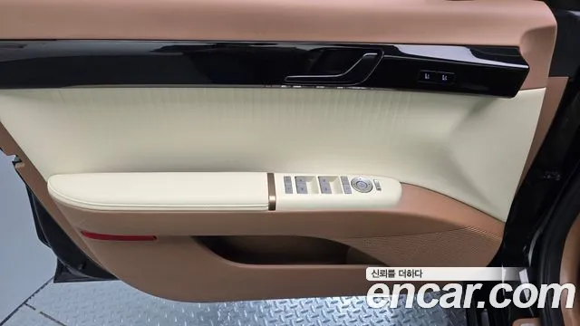 Hyundai Grandeur GN7 — Фото автомобиля 13