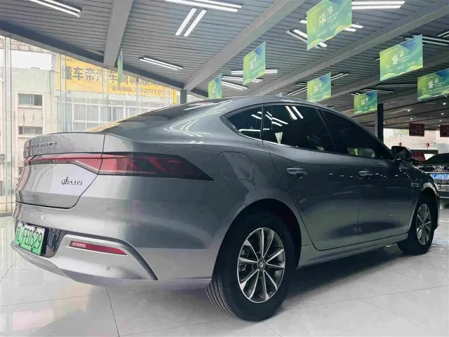 BYD Qin PLUS — Фото автомобиля 4