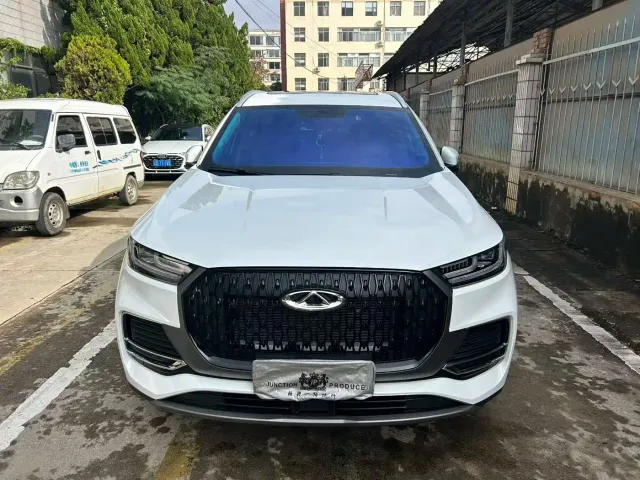 Chery Tiggo 8 — Фото автомобиля 2