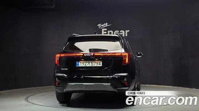 Kia Seltos Бензин 1.6 турбо 2WD — Фото автомобиля 4