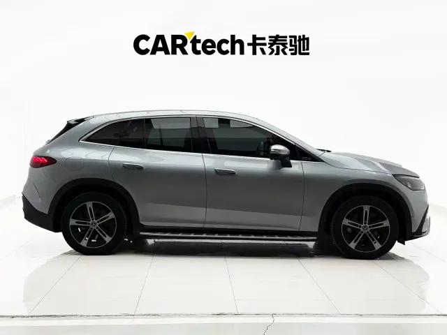 Mercedes-Benz EQE SUV — Фото автомобиля 4