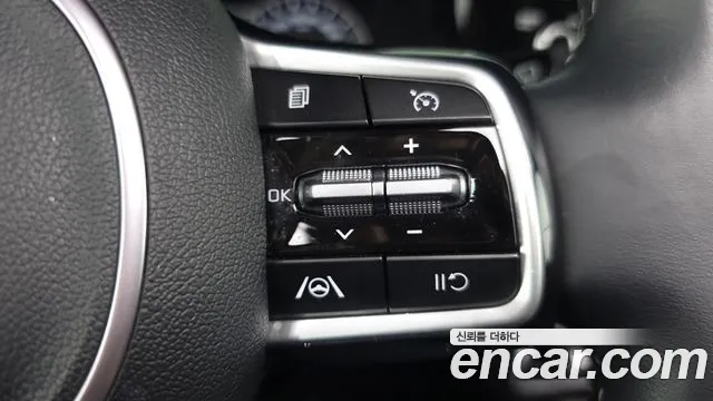 Kia Sorento Sorento 4-е поколение Бензин 2.5T 2WD — Фото автомобиля 17