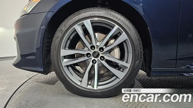 Audi A6 45 TFSI Premium — Фото автомобиля 5
