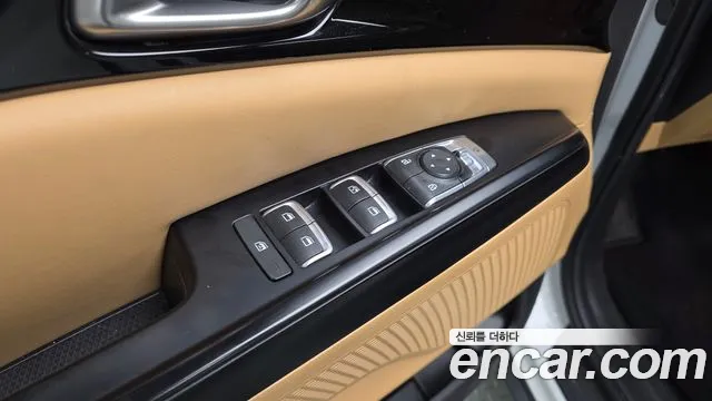 Kia Canival Carnival 4 поколение Бензин 9 мест Prestige — Фото автомобиля 28