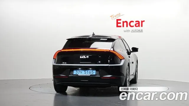 Kia EV6 — Фото автомобиля 3