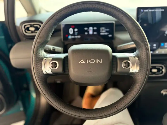 GAC Aion UT — Фото автомобиля 15