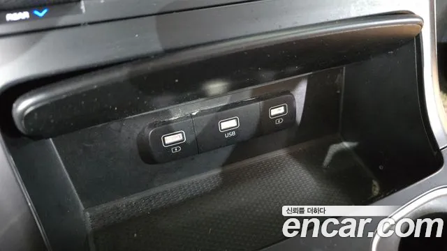 Kia Canival Carnival 4 поколение Дизель 11 мест Prestige — Фото автомобиля 29