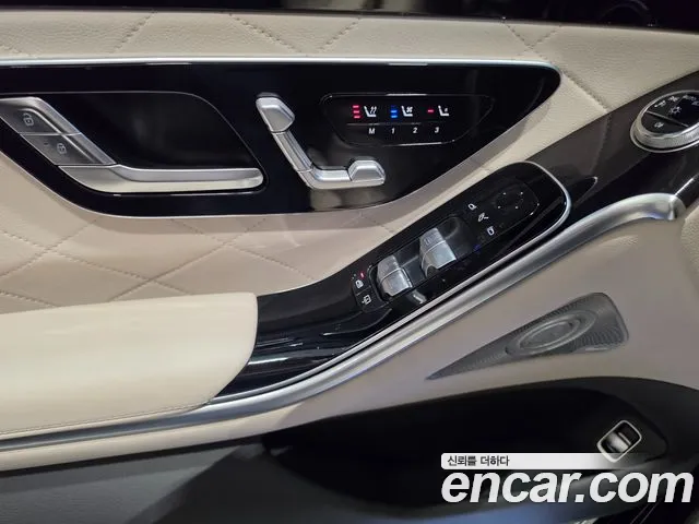 Mercedes-Benz S-Class — Фото автомобиля 14