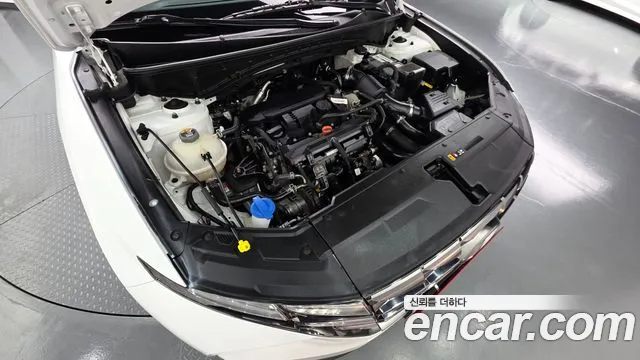 Hyundai Tucson Tucson (NX4) Бензин 1.6 турбо 2WD — Фото автомобиля 6
