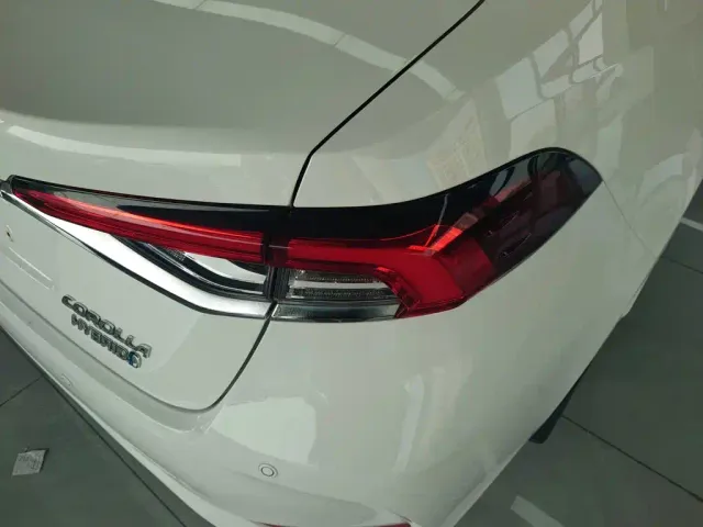 Toyota Corolla — Фото автомобиля 23
