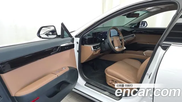 Hyundai Grandeur GN7 — Фото автомобиля 15