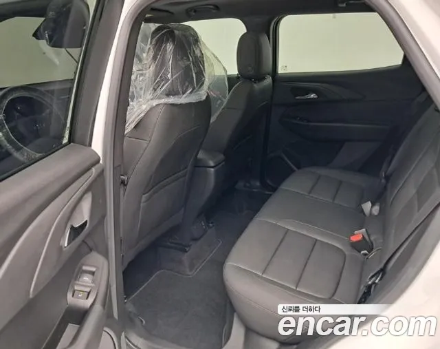 ChevroletGMDaewoo Trailblazer Новый Trailblazer 1.3 Turbo 2WD — Фото автомобиля 14