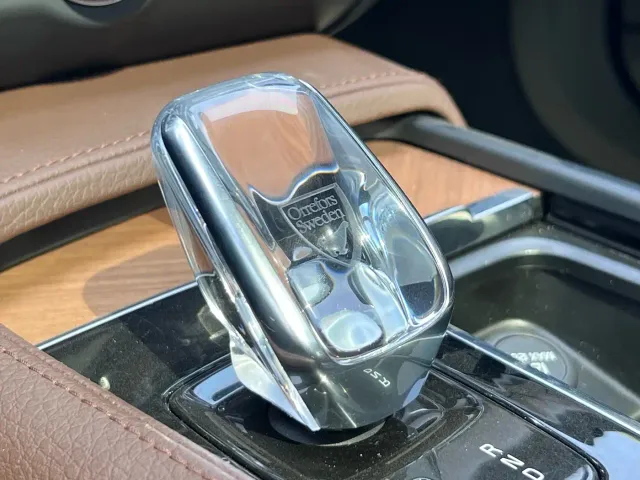 Volvo S90 — Фото автомобиля 5