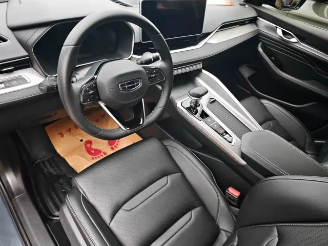Geely Xingrui — Фото автомобиля 5