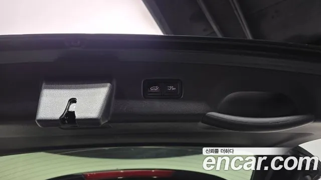 Kia Canival Carnival 4 поколение Дизель 9 мест Signature — Фото автомобиля 16