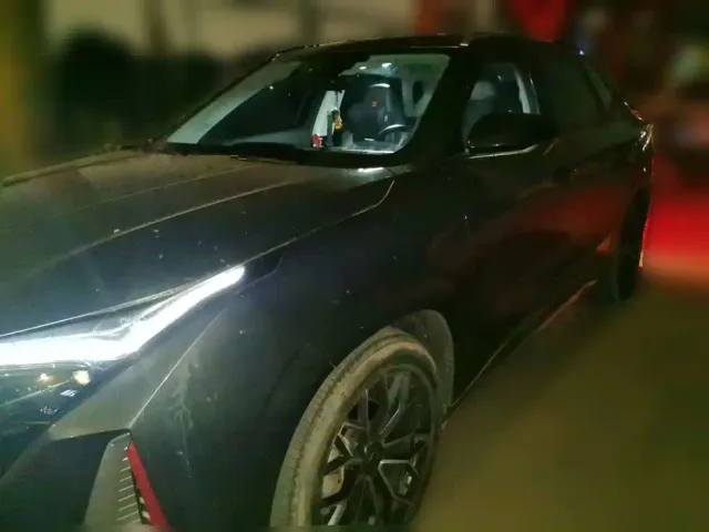 Changan Z6 — Фото автомобиля 2