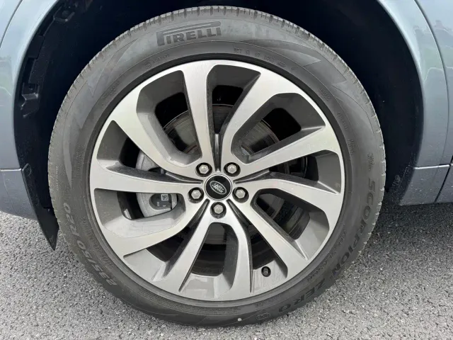 Land Rover Discovery Sport — Фото автомобиля 23
