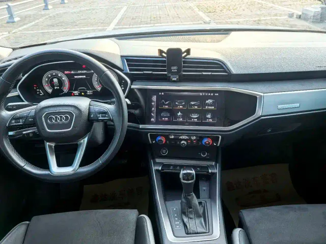 Audi Q3 — Фото автомобиля 5