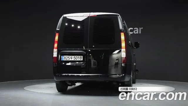 Hyundai Staria Staria Карго 5 мест — Фото автомобиля 4