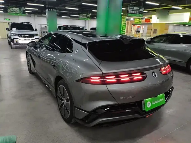 Denza Z9GT — Фото автомобиля 4