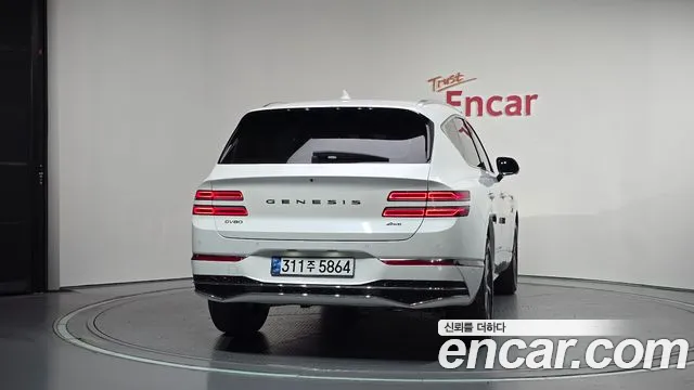 Genesis GV80 — Фото автомобиля 4