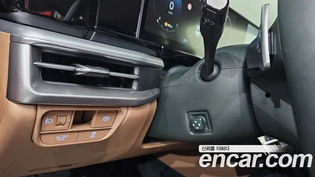 Hyundai Grandeur GN7 — Фото автомобиля 13