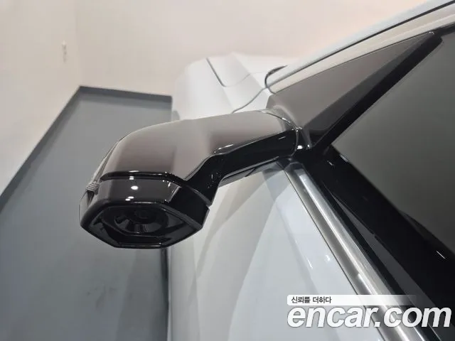 Audi A6 e-Tron — Фото автомобиля 14