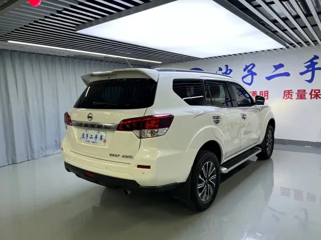 Nissan Terra — Фото автомобиля 18