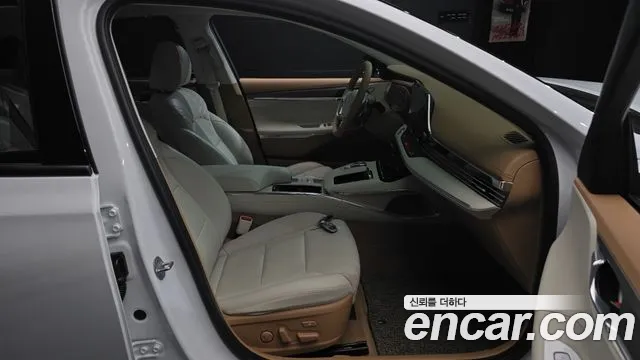 Hyundai Grandeur Grandeur (New) — Фото автомобиля 16